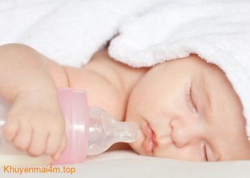 Khuyenmai4m.top mách mẹ cách bảo quản sữa mẹ tốt nhất