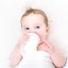 Khi nào trẻ nhỏ cần bổ sung sữa bột công thức?