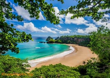 Top những bãi biển đẹp nhất thế giới 2023