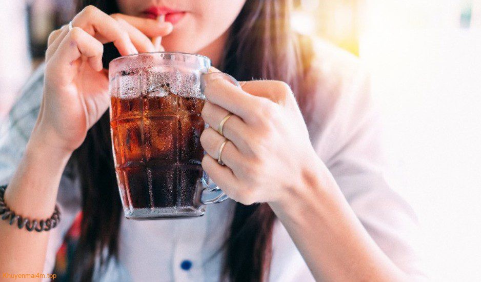 Hướng dẫn cách bổ sung nước phòng tránh thận yếu