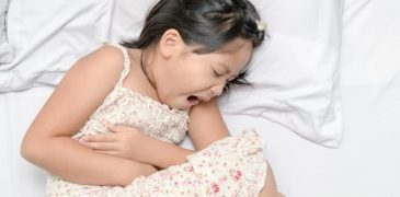Sai lầm khiến trẻ dễ tái nhiễm giun dù tẩy giun đều đặn