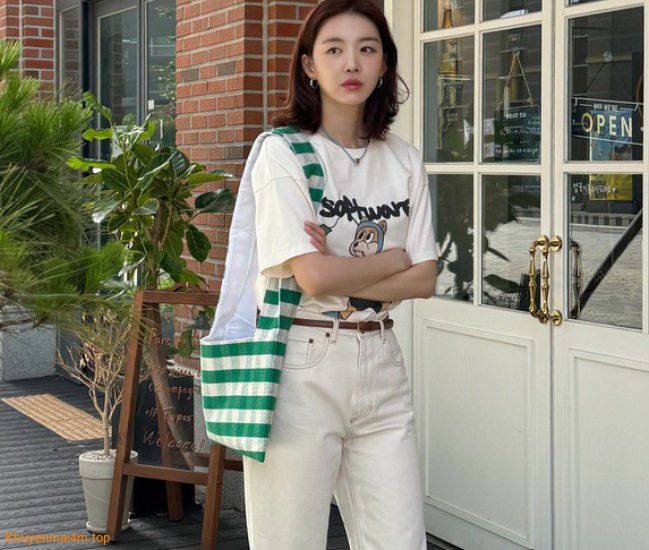 Phụ nữ U40 nên mix quần jeans theo 10 cách này, đảm bảo là vừa đẹp vừa trẻ trung