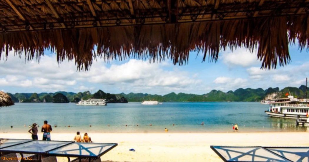Bãi biển Việt Nam ít người biết vào top đẹp nhất thế giới