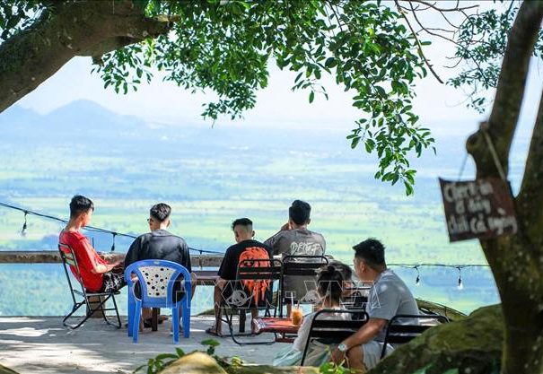 Du lịch hè: Hướng tới những kỳ nghỉ chất lượng và an toàn