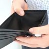 Những bẫy tiêu dùng khiến người nghèo càng nghèo hơn