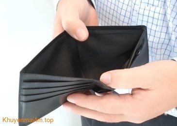 Những bẫy tiêu dùng khiến người nghèo càng nghèo hơn
