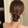 Bỏ ngay những cách buộc tóc này nếu không muốn tóc gãy rụng, yếu đi