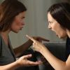 Nên phản ứng thế nào khi bị chê bai trước đám đông?