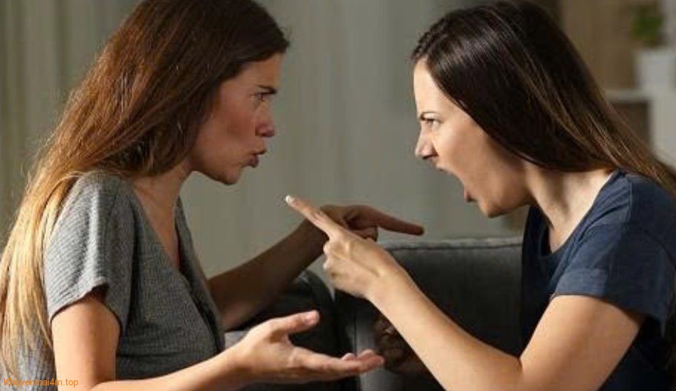 Nên phản ứng thế nào khi bị chê bai trước đám đông?